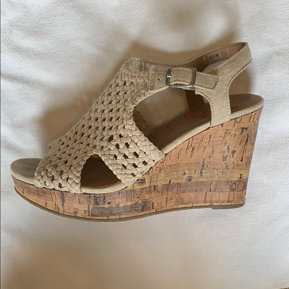 Jellypop tan crochet heels